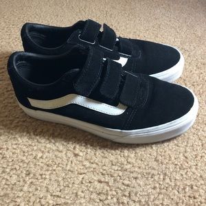Old skool Velcro vans